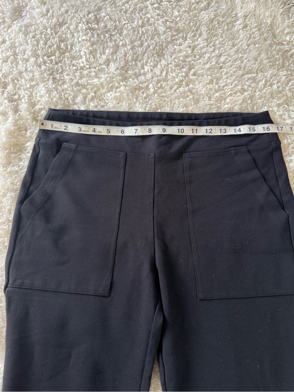 Cabi Cheeky Ankle Pants Ponte Knit Black 6488 Size Large - Picture 4 of 11